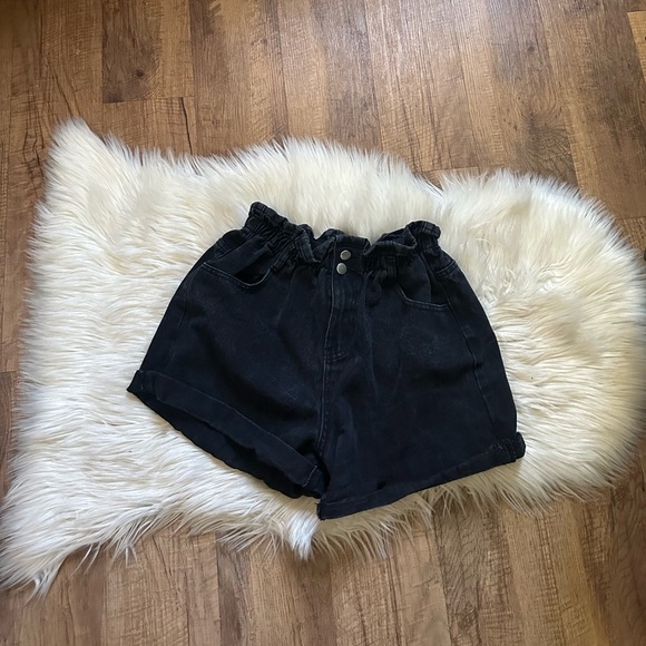 PRINCESS POLLY Open Road Denim Paper Bag Shorts In Washed Black - Picture 3 of 5